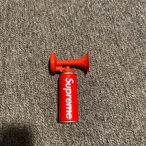 SUPREME AIR HORN